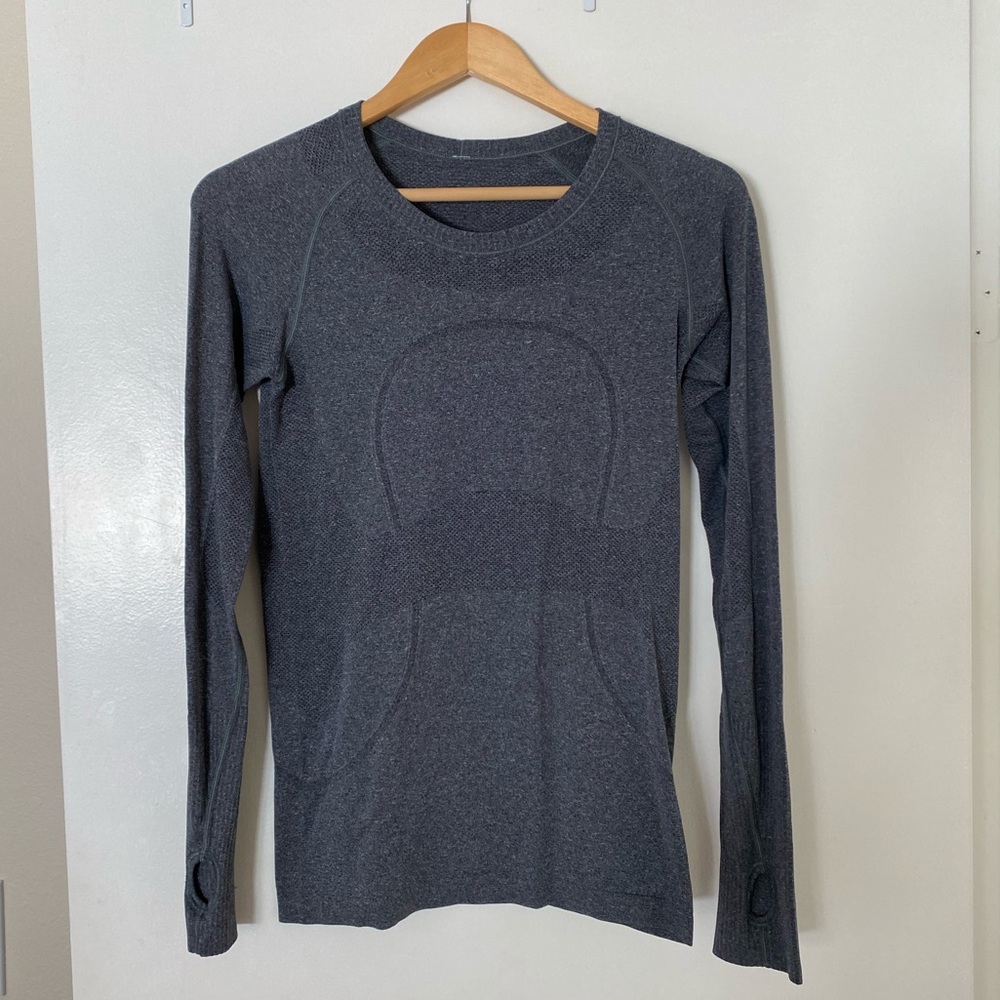 Lululemon Swiftly Tech Long Sleeve Size 6